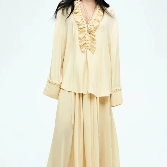 H&M Light Yellow Ruffled Tunic Blouse - Picture 3 of 8